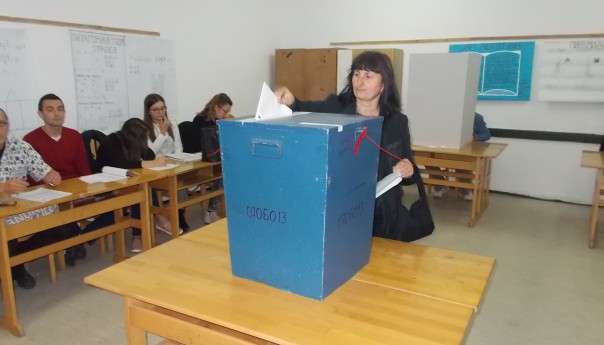 Зденко Сакан изабран за начелника, највише гласова одборничкој листи СДС-а