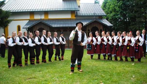 Фолклораши из Масловара на златиборском фестивалу