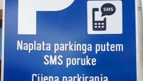 Плаћање паркинга путем СМС поруке
