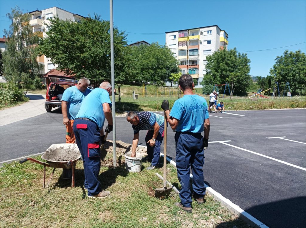 Postavljanje saobraćajnih znakova