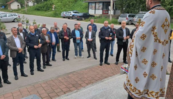 Služen parastos za 45 poginulih boraca iz Maslovara