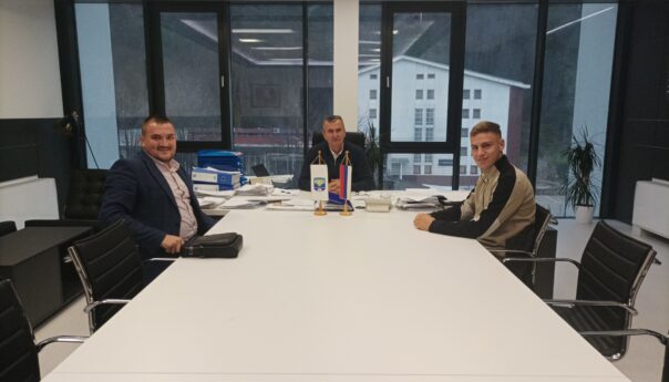 Начелник Сакан организовао пријем за репрезентативца Јована Стојановића