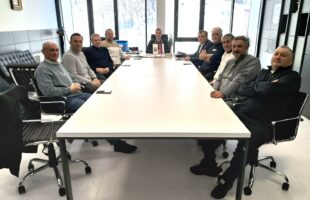 На Богојављење пливање за Часни крст