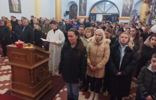 Služen moleban u Hramu Rođenja Presvete Bogorodice