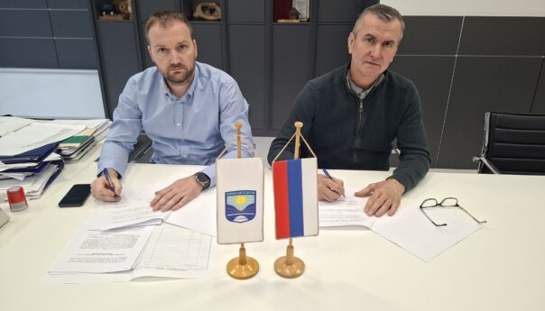 Потписан колективни уговор за запослене у Општинској управи Котор Варош