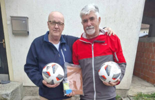 Легенда Младости Мирсад Ботић донирао лопте фудбалским ветеранима