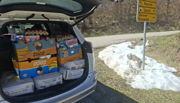 Центар за социјални рад Котор Варош подијелио 40 васкршњих пакета угроженим породицама