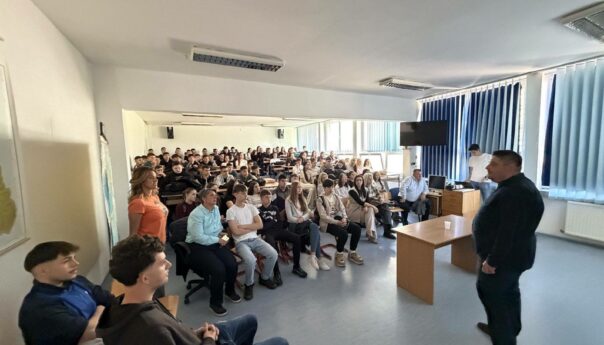 „Дан отворених врата“ за будуће средњошколце