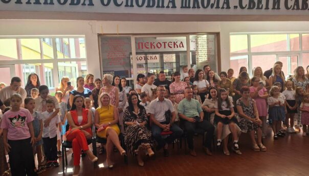У школским клупама 167 првачића